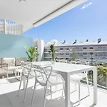 Apartament Vivi Homes - Dior Pool, Terrace & Sea View