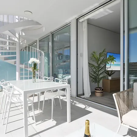 Vivi Homes - Dior Pool, Terrace & Sea View Lejlighed Fuengirola