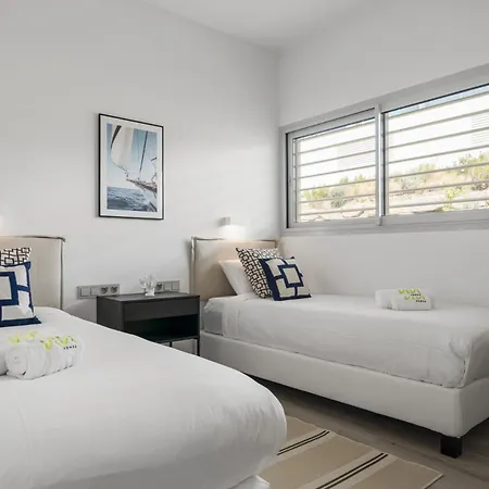 Lejlighed Vivi Homes - Dior Pool, Terrace & Sea View *