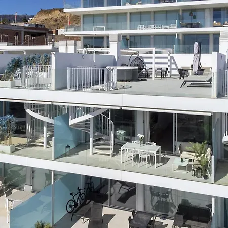 Appartement Vivi Homes - Dior Pool, Terrace & Sea View