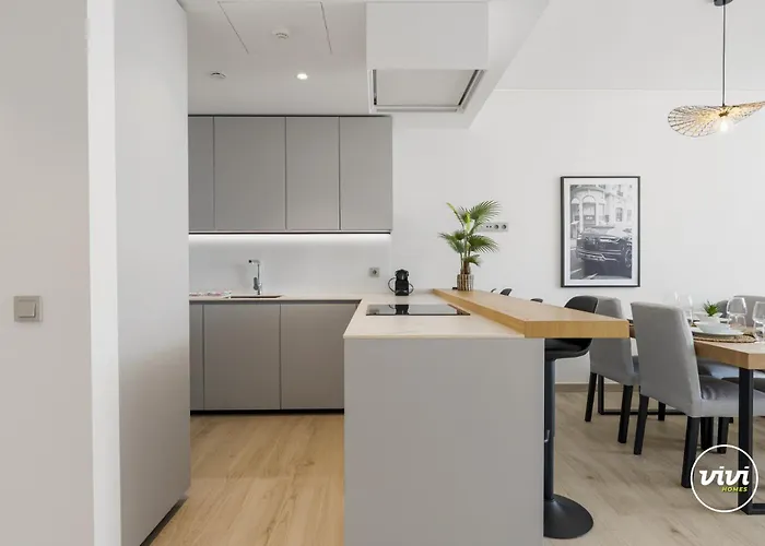 Appartement Vivi Homes - Dior Pool, Terrace & Sea View